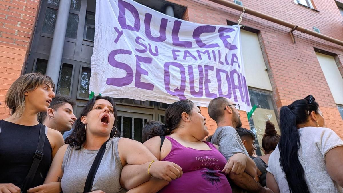 Un niño con Síndrome de Down y toda su familia, a la calle para vaciar una vivienda social: "España no ha ganado nada"