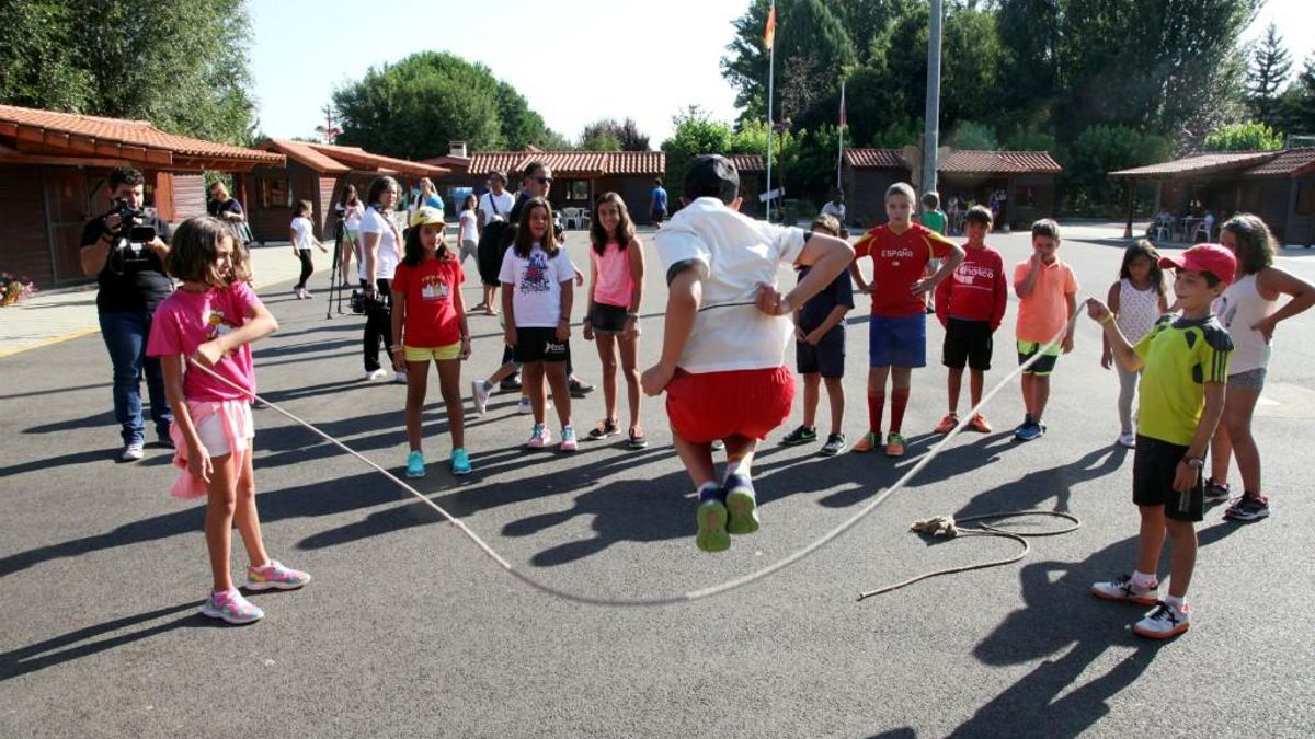 Actividades en el verano del Coto Escolar de León, archivo.