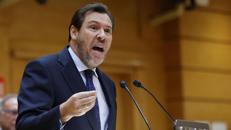 El ministro de Transportes, Óscar Puente, interviene este jueves en el Senado.