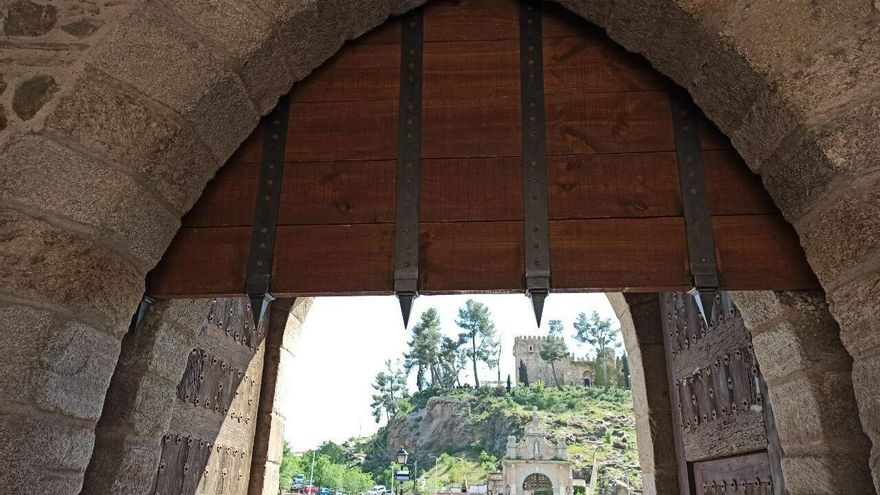 El rastrillo del torreón del puente de Alcántara, en Toledo