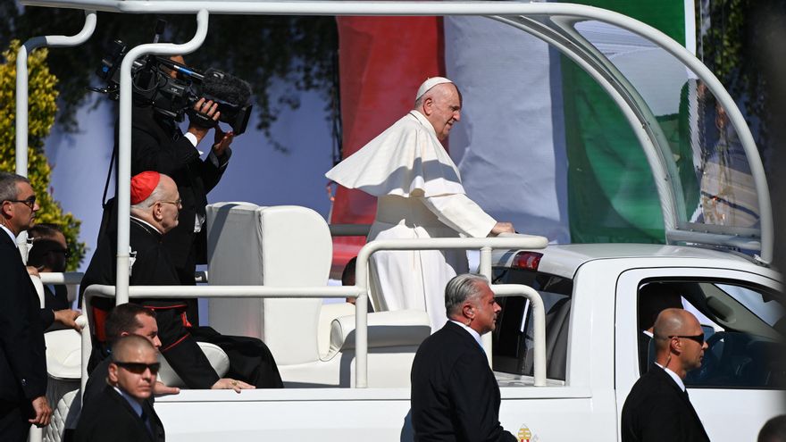 Tras reunirse con Orban en Budapest, Francisco pidió que Hungría se abra "hacia todos"