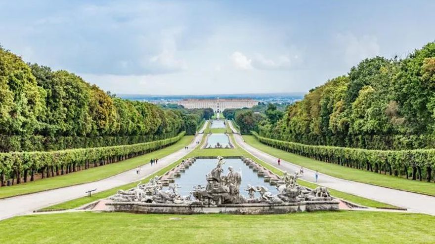 El palacio más grande del mundo que es Patrimonio de la Humanidad y fue encargado por un rey español