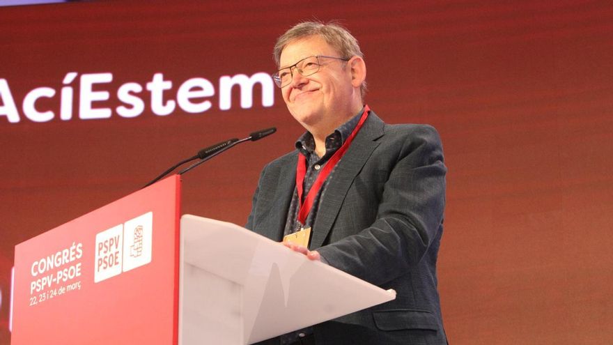 Ximo Puig cede el testigo como secretario general en el XVII congreso del PSPV.