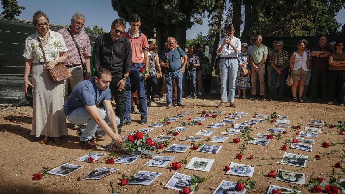 Acto por el Día de las Víctimas del Franquismo en el Cementerio de la Salud