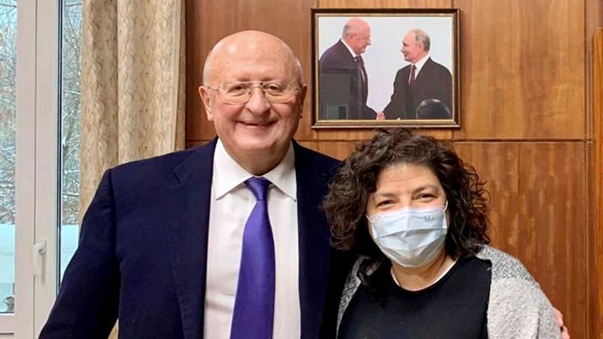 Vizzotti fue a Rusia para conocer los avances en la vacuna Sputnik intranasal y un inoculante contra ómicron