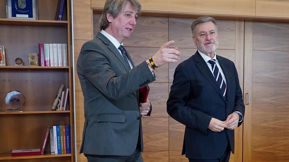 Mañueco, candidato único para una investidura sin fecha y todavía sin pacto con Vox