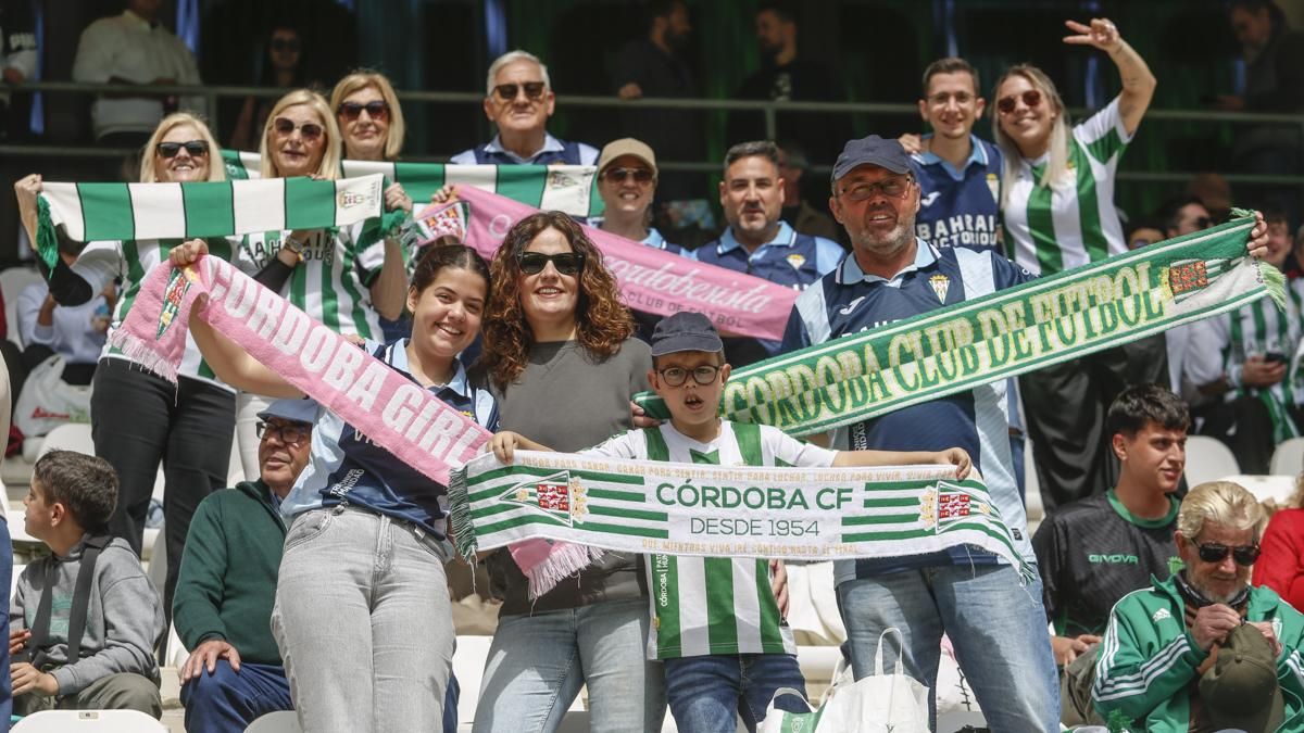 Grada Blanquiverde del Córdoba CF - Real Sociedad B