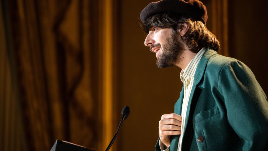 David Uclés se retira de unas jornadas sobre la Guerra Civil por la presencia de Aznar e Iván Espinosa de los Monteros