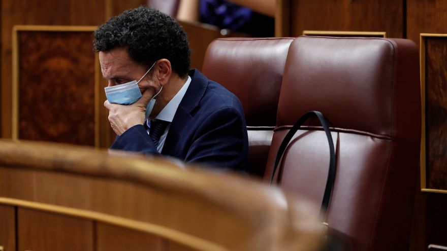 El diputado de Ciudadanos Edmundo Bal en su escaño en una imagen de archivo. EFE/Javier Lizón