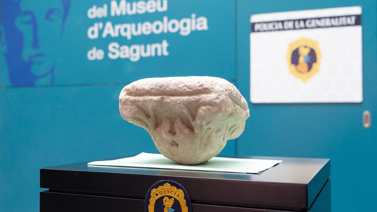 Rescatado un capitel del siglo XV descubierto en unas obras privadas en el entorno del Castillo de Sagunt