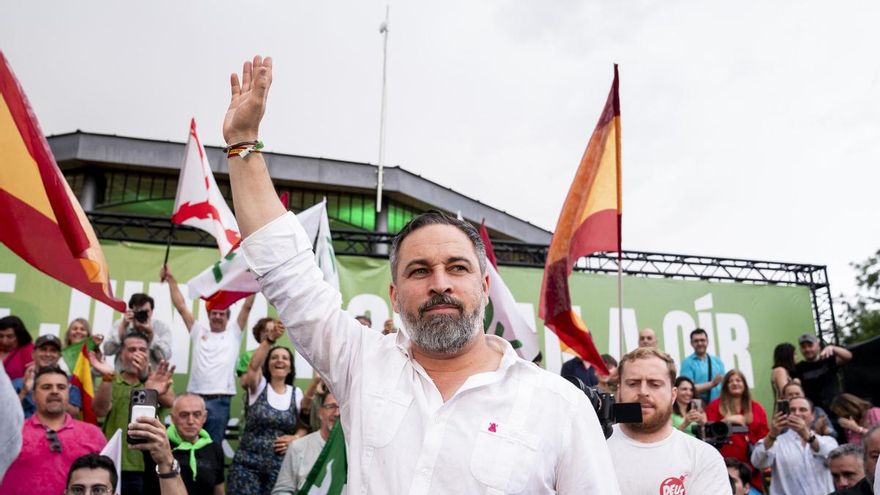 El líder de Vox, Santiago Abascal, en el cierre de campaña de las europeas.