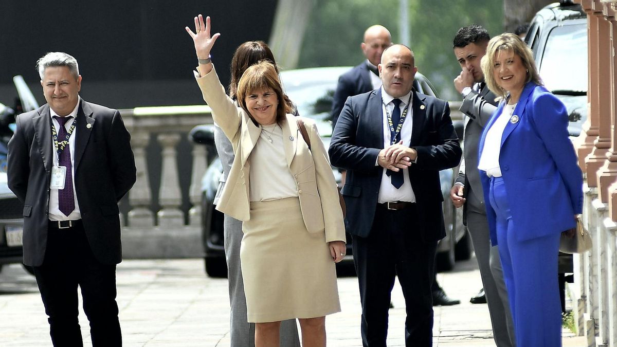 El saldo de la "doctrina Bullrich": represión, detenciones y espionaje sin control, fake news y venta libre de armas