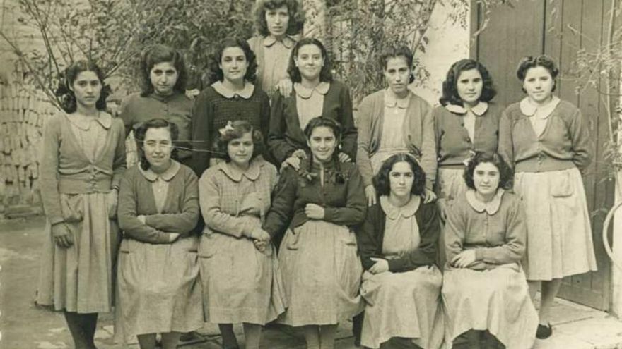 Los reformatorios de Franco para "descarriadas" sobrevivieron una década tras su muerte: "Seguían siendo un infierno"