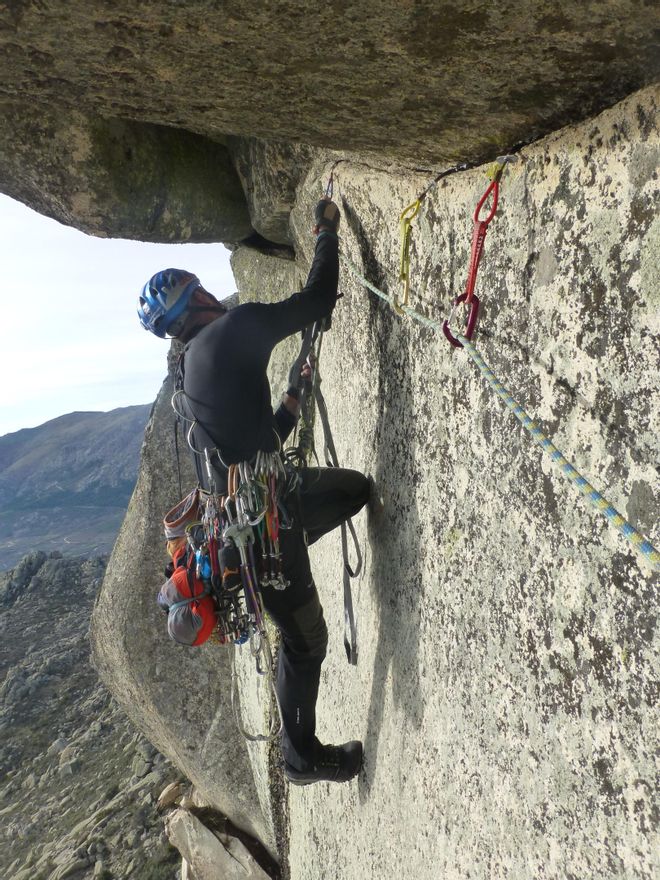 Adriano “Pincho” en la vía ‘Yatra’.