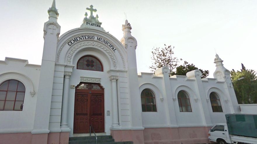 Vista exterior del cementerio de Santa Lastenia