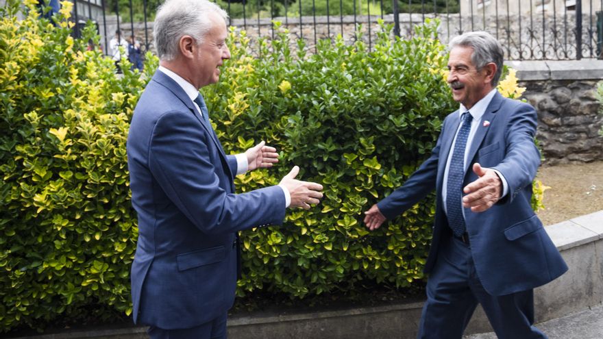 Urkullu reúne a los presidentes de Galicia, Asturias y Cantabria para reivindicarse como regiones en Europa