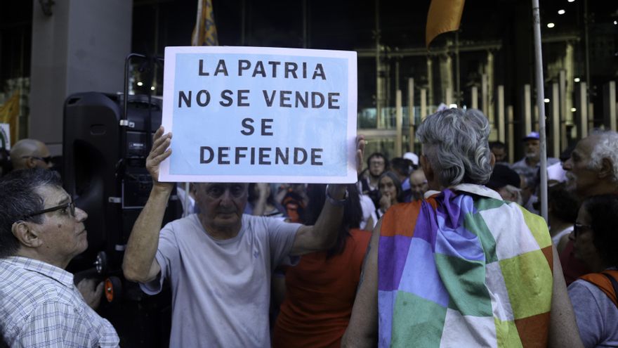 Otra vez reprimieron a jubilados que protestaban frente al Congreso