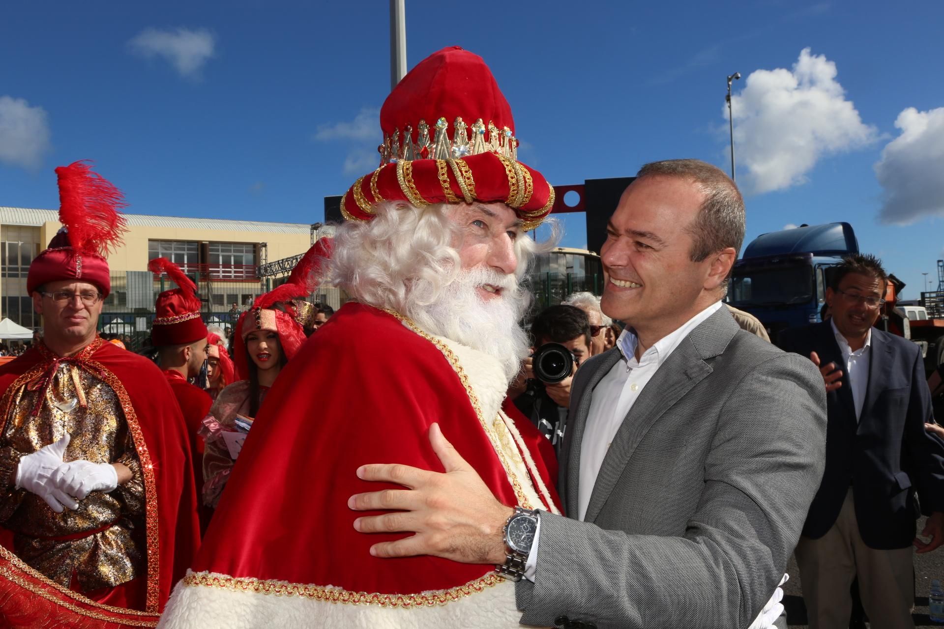 Los Reyes Magos llegan a la capital grancanaria. (Alejandro Ramos).