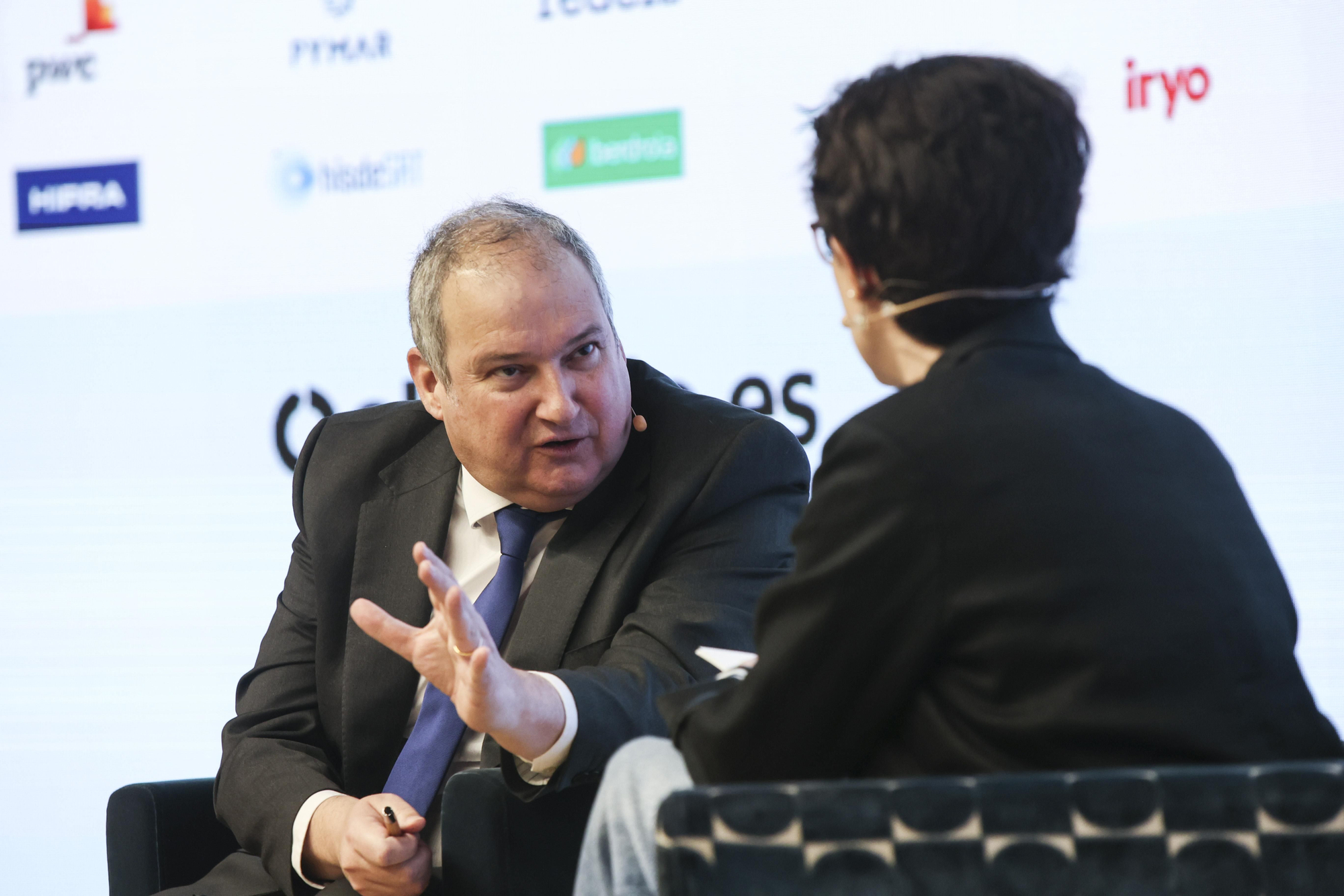 Entrevista con Jordi Hereu, ministro de Industria y Turismo por Cristina Bolinches, redactora de Economía de elDiario.es