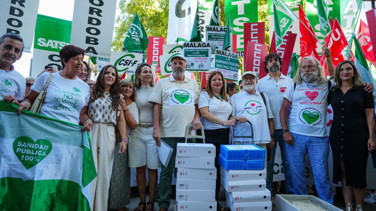 Las Mareas Blancas de Andalucía suman más de 57.000 firmas para lanzar una ley contra el modelo sanitario de Moreno