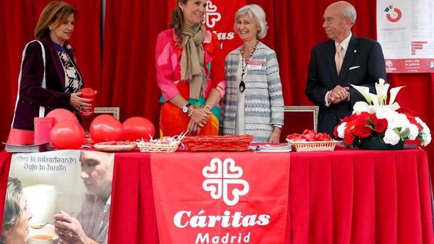 Doña Elena vuelve a ayudar a Cáritas a recaudar fondos solidarios en Madrid
