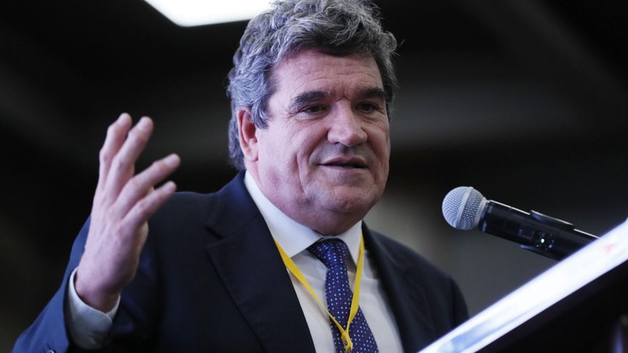 Escrivá adelanta que la pensión máxima debería subir "entre un 15% y un 25%" de manera gradual