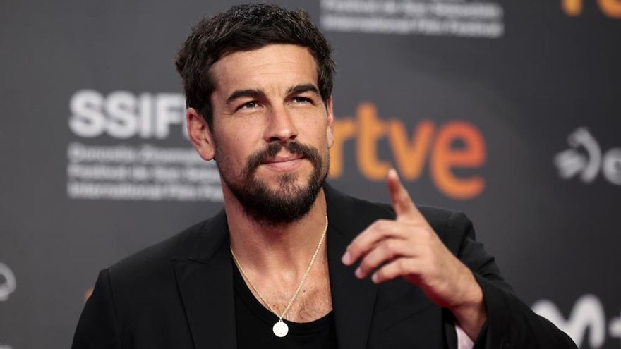 Mario Casas vivió "años complicados" con 'Los hombres de Paco' y se planteó su retirada: "Dudaba mucho de mí"