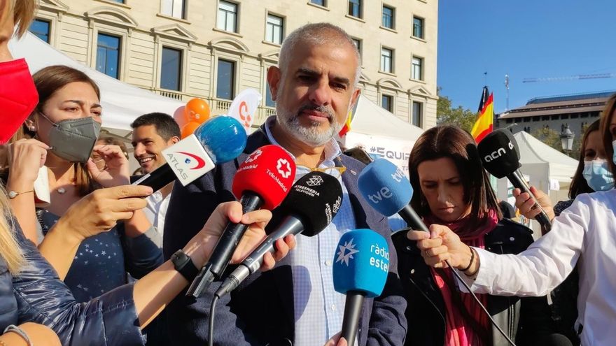 El presidente de Cs en el Parlament, Carlos Carrizosa, el Día de la Hispanidad en Barcelona