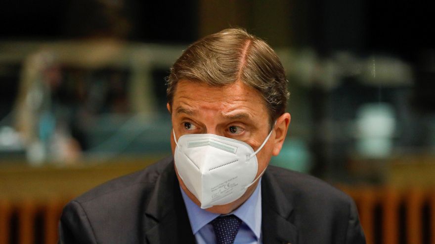 Luis Planas. EFE/EPA/JULIEN WARNAND/Archivo