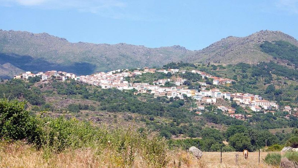 Eljas, entre San Martín de Trevejo y Valverde del Fresno