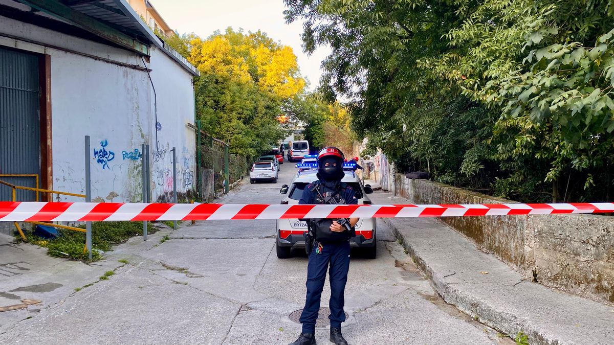 Nuevo desalojo en pabellones de Herrera en Donostia: 30 personas se quedan sin lugar donde dormir