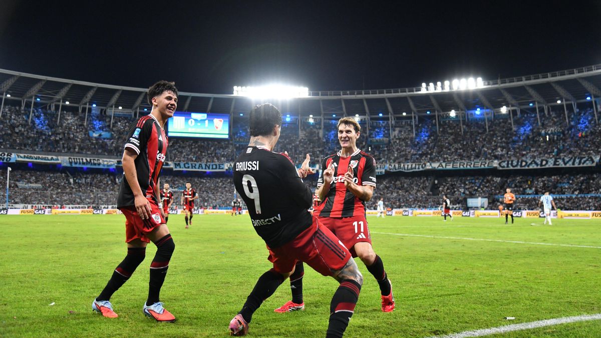 River le ganó a Racing en Avellaneda.