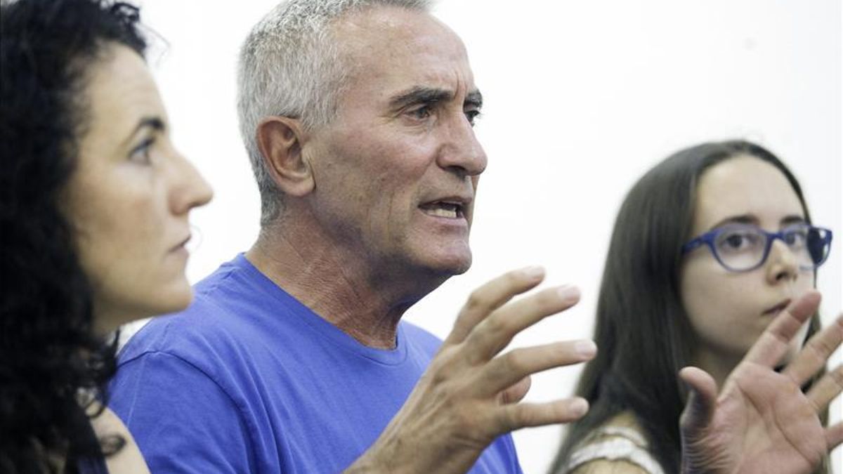 Cañamero presenta una lista "complementaria" a la de Iglesias para las primarias