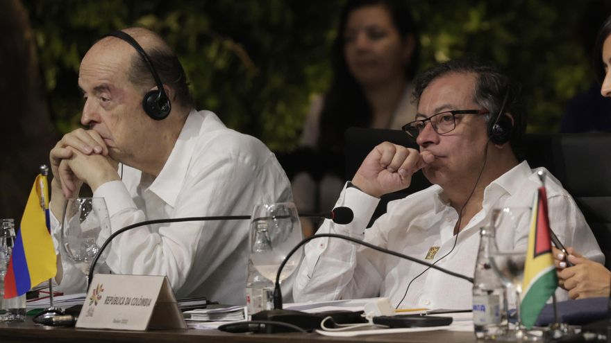 Petro tacha de "víbora" al excanciller Leyva por carta sobre su supuesta adicción a drogas