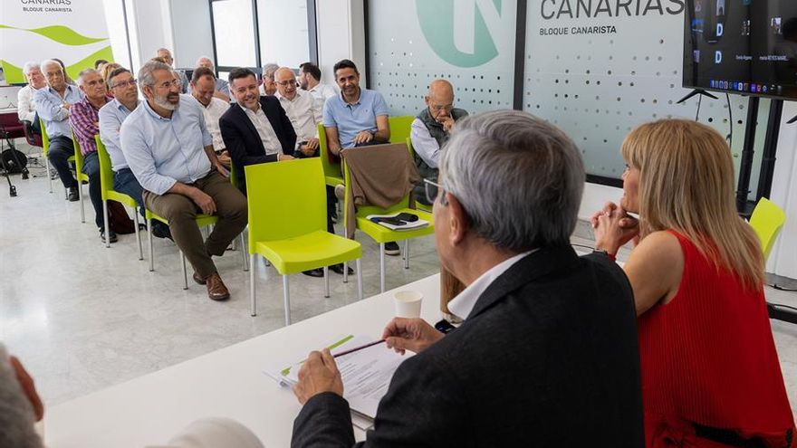 Afiliados de Nueva Canarias piden una nueva dirección consensuada para evitar la ruptura