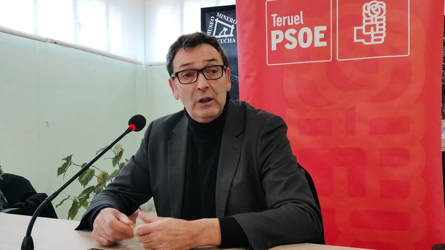 Rafael Guía sustituirá a Mayte Pérez como senador autonómico del PSOE aragonés