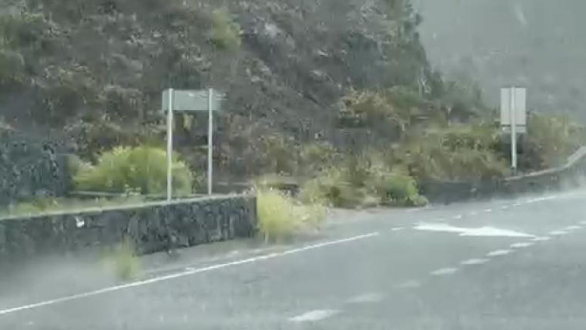 La Aemet eleva  a naranja el aviso por lluvias  de 100 litros en el este de La Palma el jueves