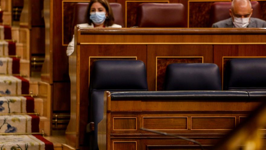 El escaño vacío de Pedro Sánchez durante el debate en el Congreso.