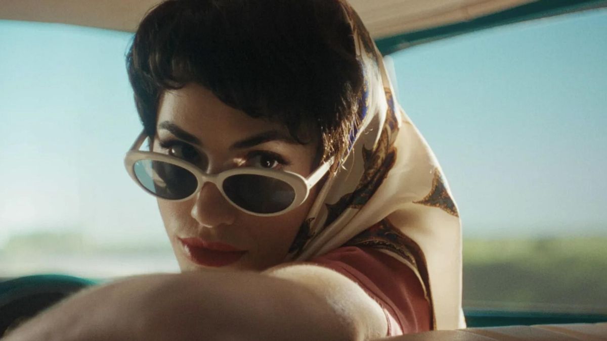 Lali Espósito en "Glaxo", sobre una obra de Hernán Ronsino