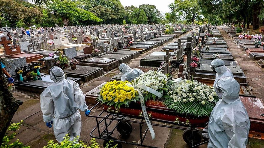 El recrudecimiento de la pandemia en Brasil y la circulación masiva de la cepa de Manaos pusieron en jaque a gran parte del Cono Sur. / Télam