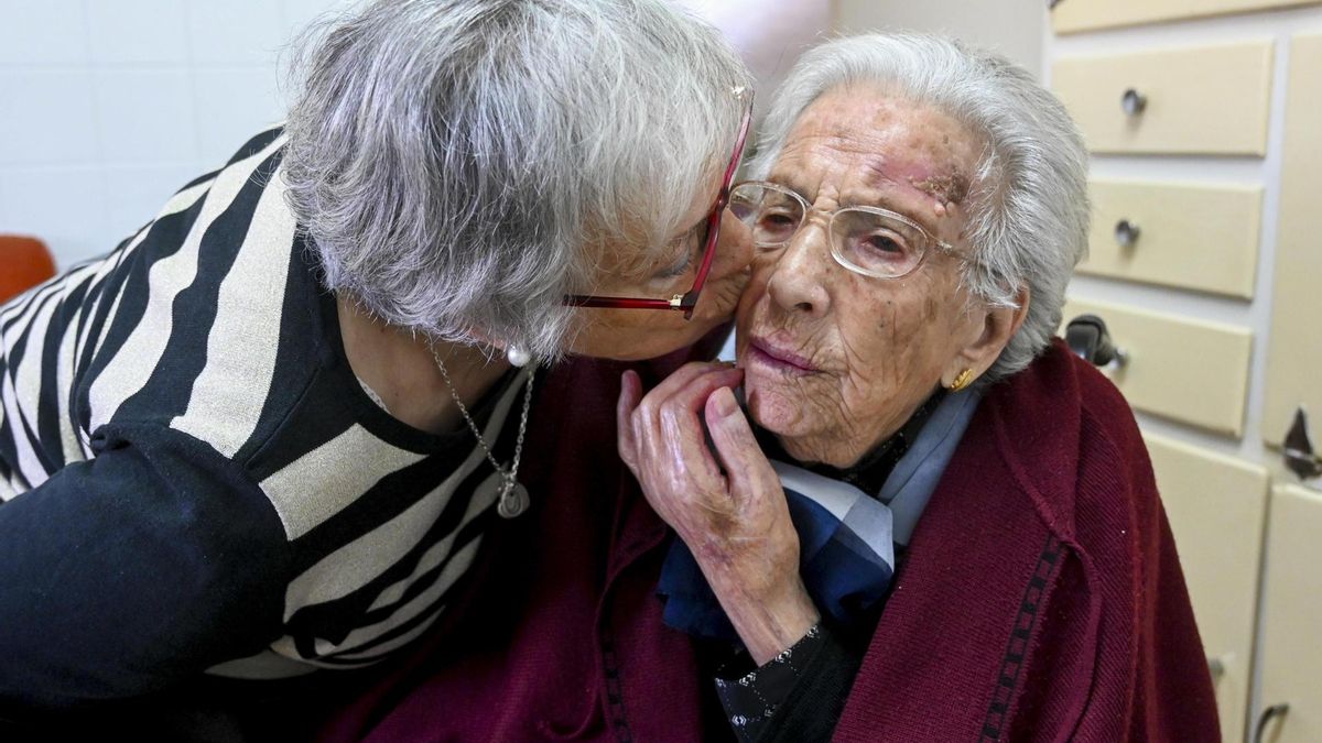 La 'superabuela' leonesa de 112 años se convierte en la más longeva de España