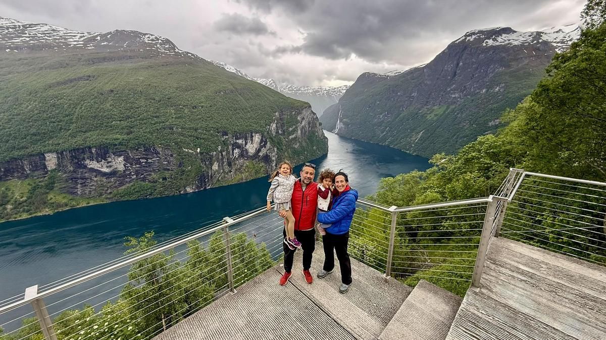 Gloria, Jose, Candela y Lola en Noruega,