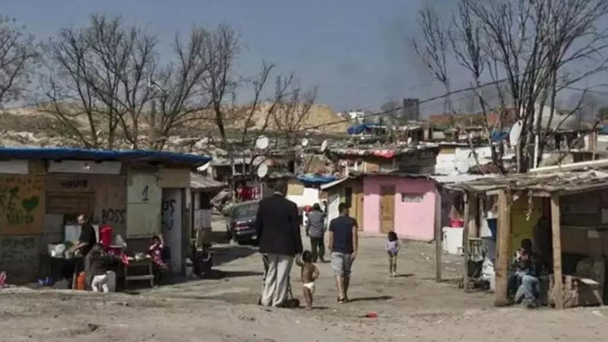 La Justicia inhabilita a un alto cargo de Almeida por el derribo ilegal en la Cañada Real y apunta al Ayuntamiento