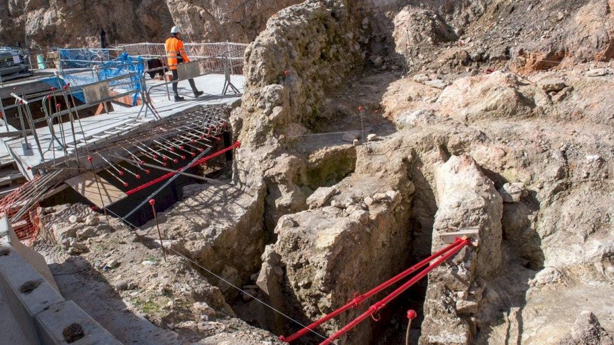 Restos de muralla del siglo XI