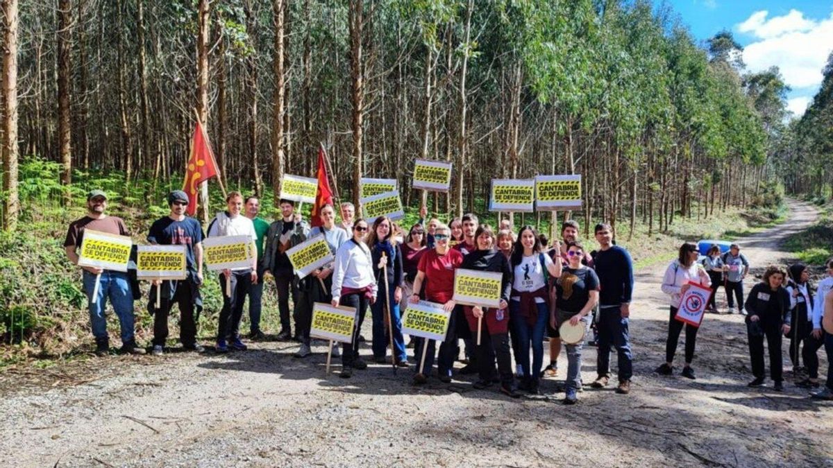 Cantabristas denuncia "retrasos injustificados" en la demanda judicial contra la planta de biogás de Hazas de Cesto