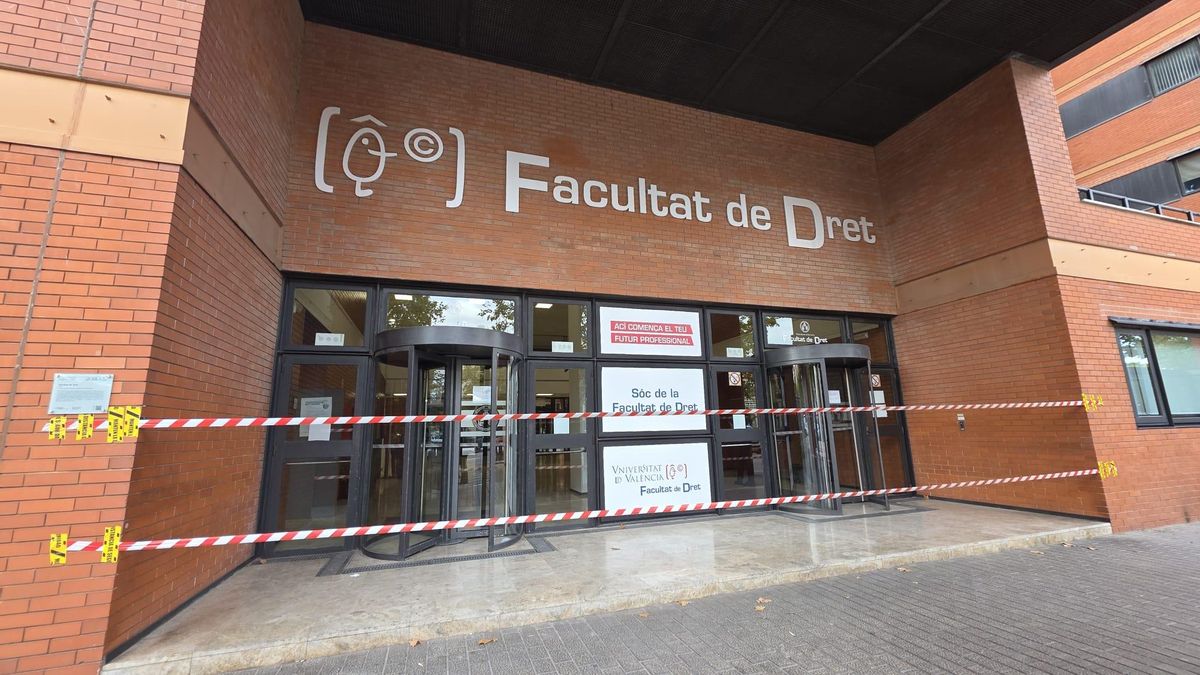 La Universitat de València y la Politécnica, blindadas ante el acto de Vito Quiles