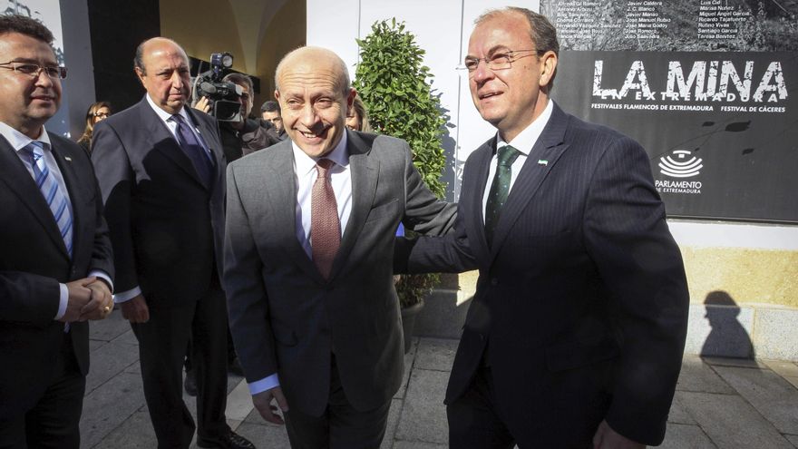 Wert dice que el Gobierno y la industria del cine hablarán para "compensar" la bajada de ayudas