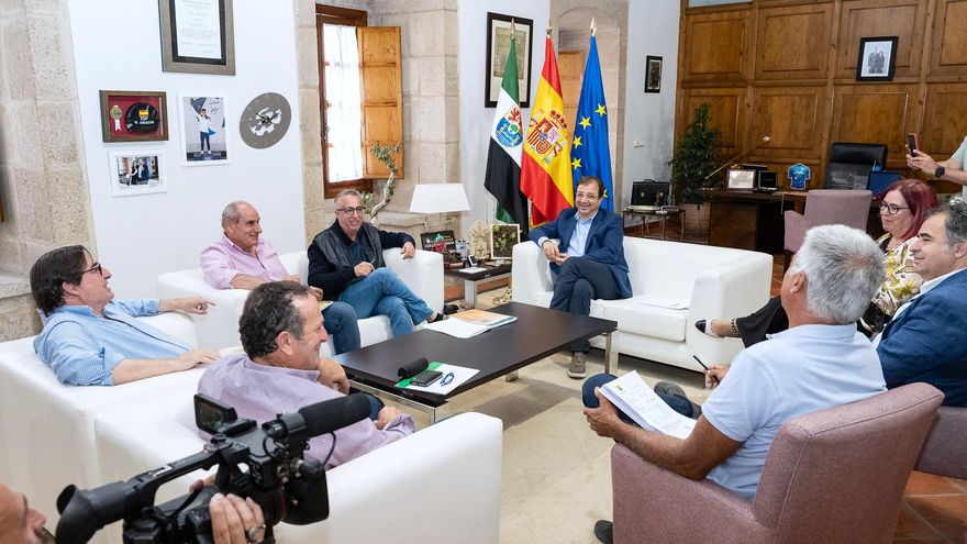 La Junta de Extremadura ayuda con 37 millones a los agricultores y ganaderos por la sequía