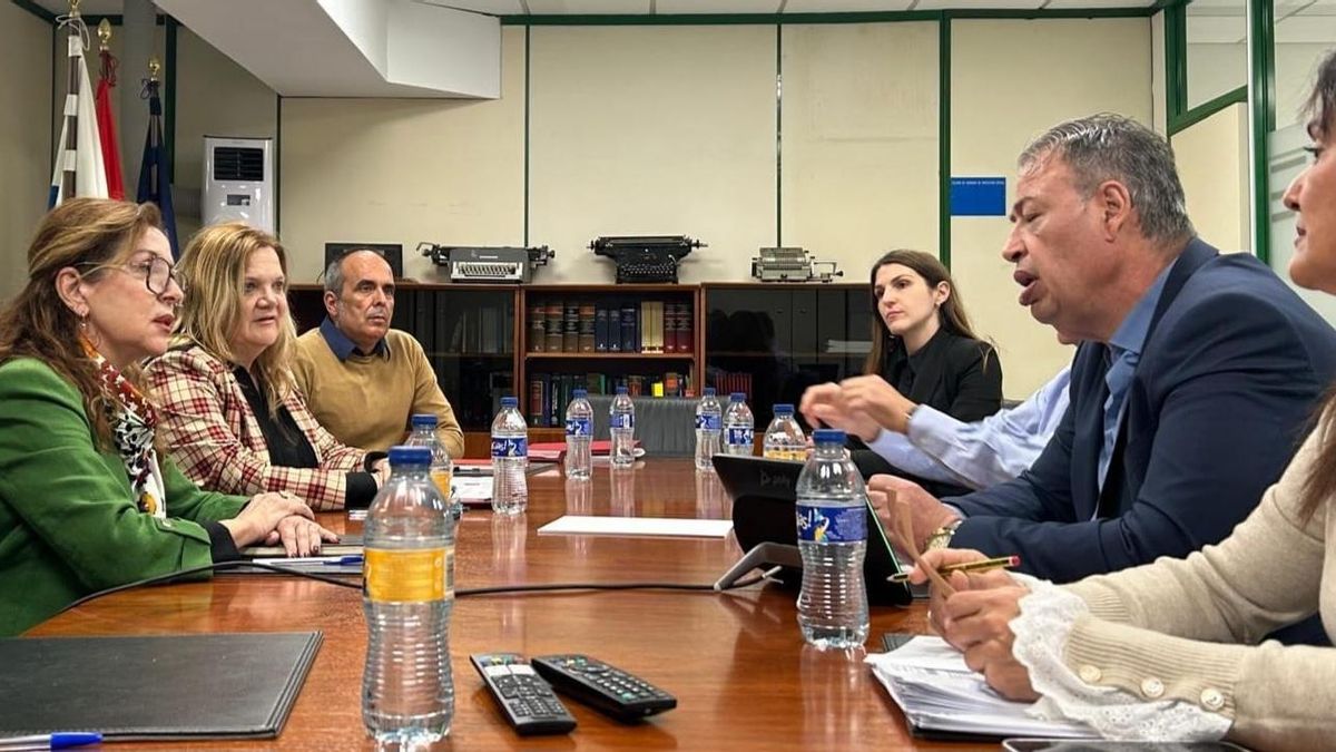 La diputada del Común intensifica su labor ante la gravedad del problema de la vivienda en Canarias