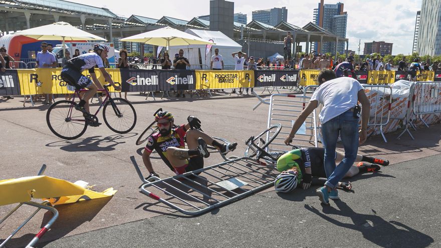 De la lumbalgia al túnel carpiano: las lesiones más habituales en el ciclismo